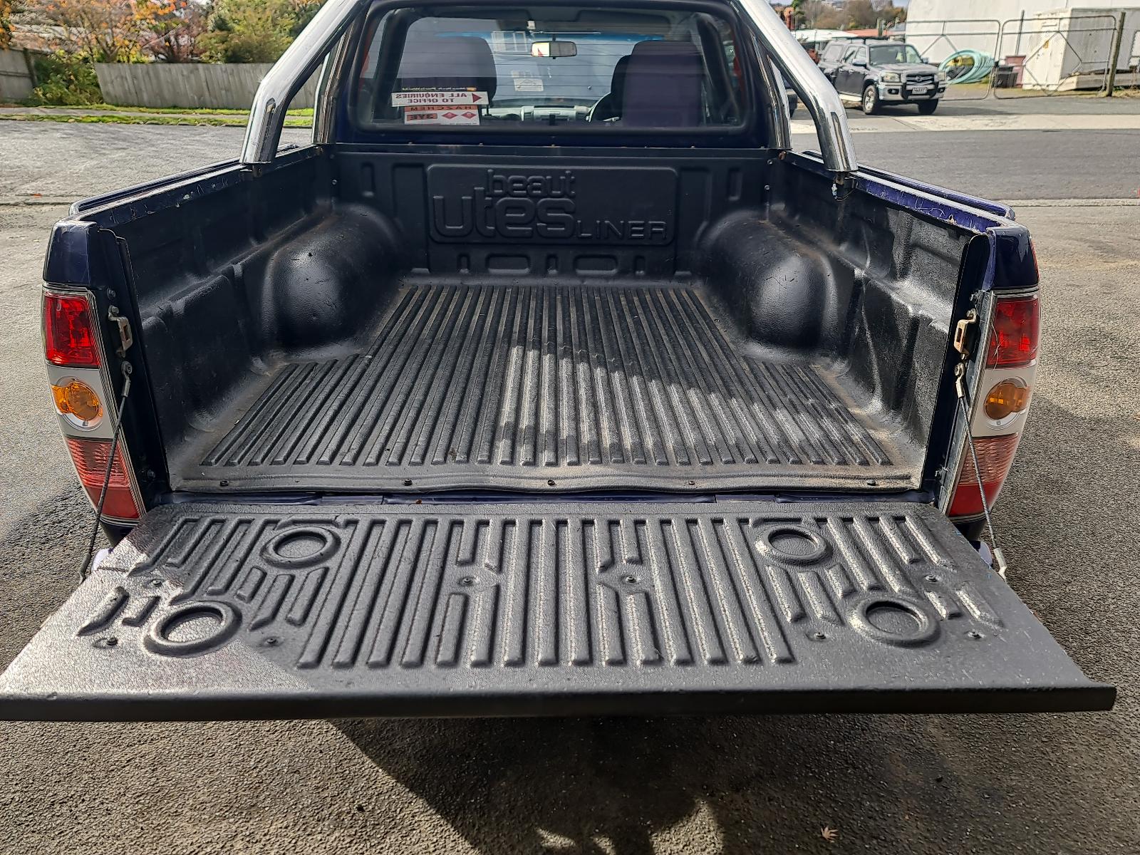 Mazda BT50 - UN 2006-2011