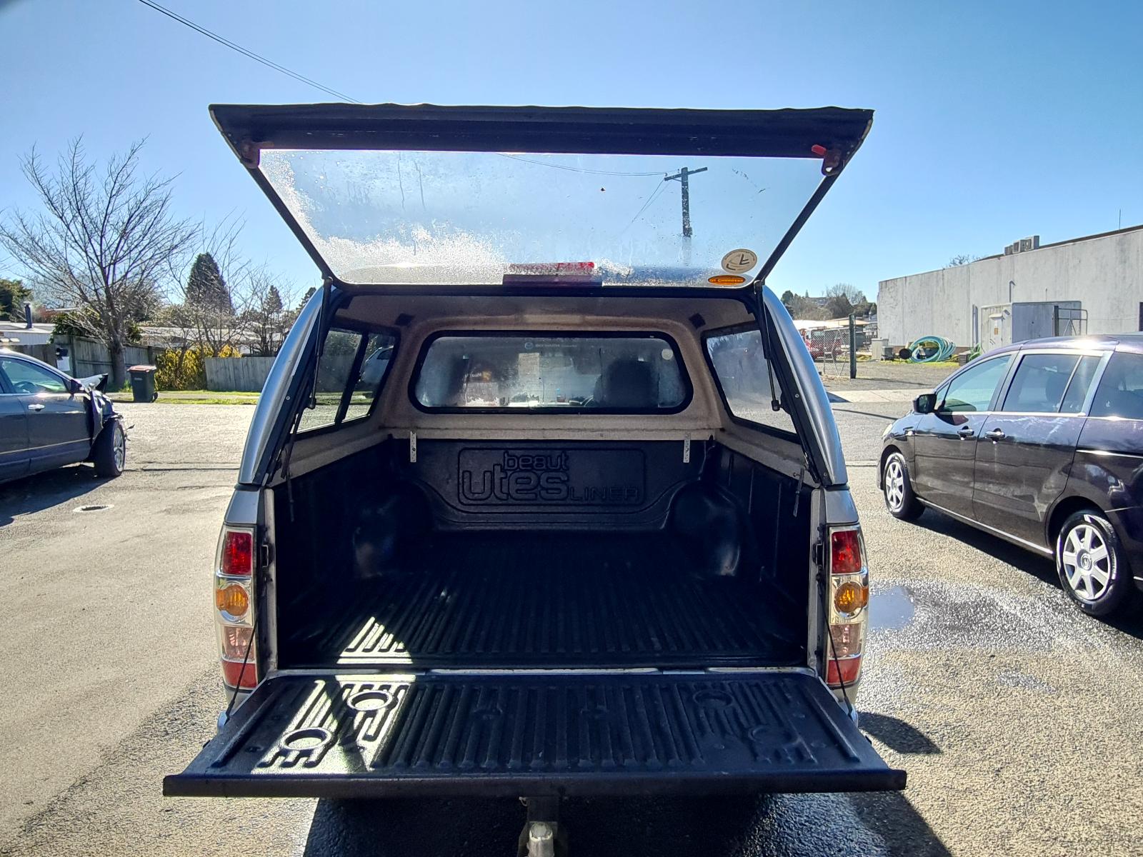 Mazda BT50 - UN 2006-2011