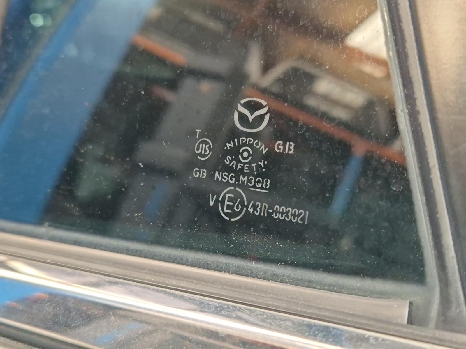 Left_Rear_1q_Door_Glass