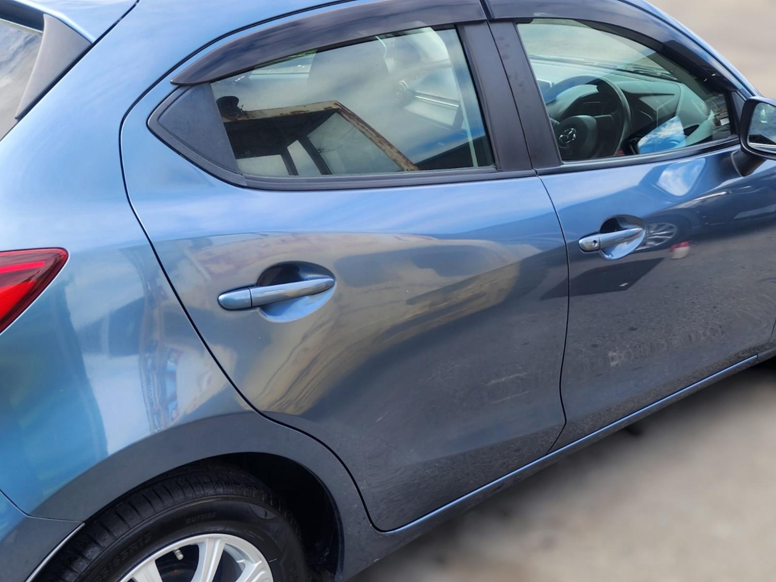 Right Rear Door Sliding