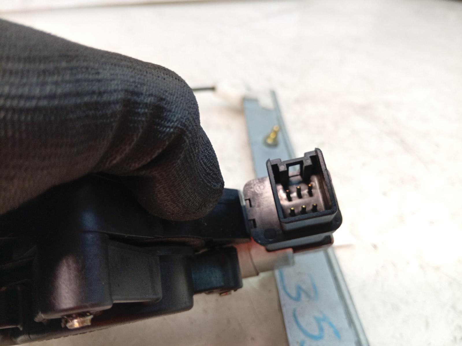 Right_Front_Window_Reg_Motor
