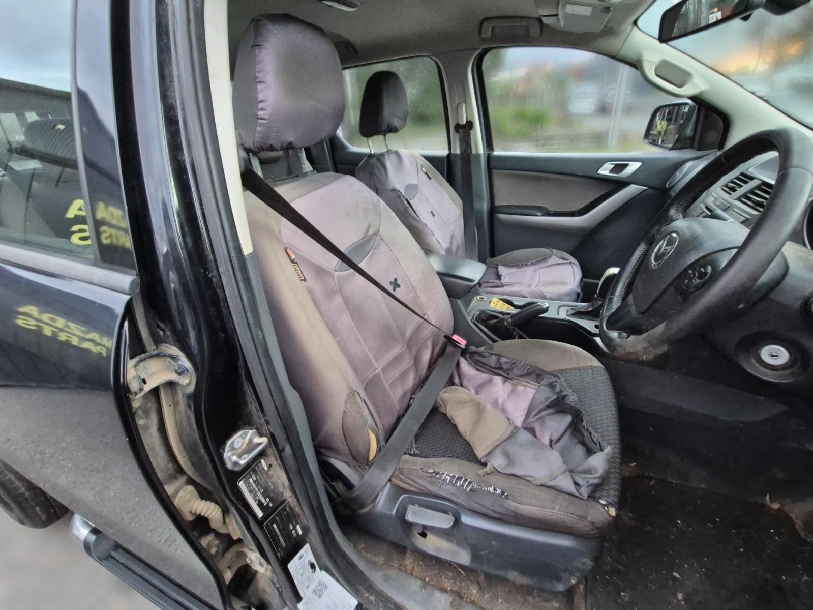 Seat_Belt_Stalk