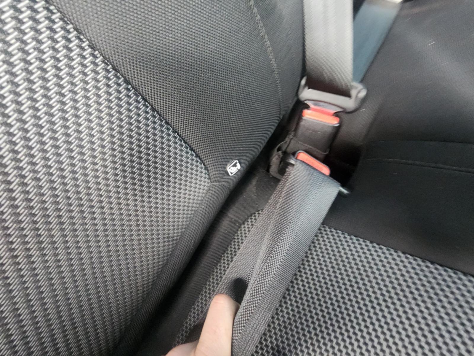 Seat_Belt_Stalk