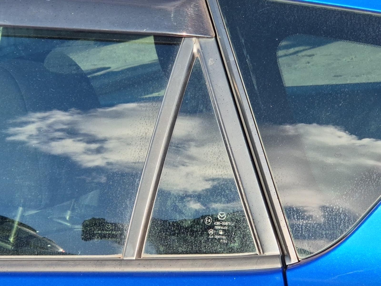 Left_Rear_1q_Door_Glass