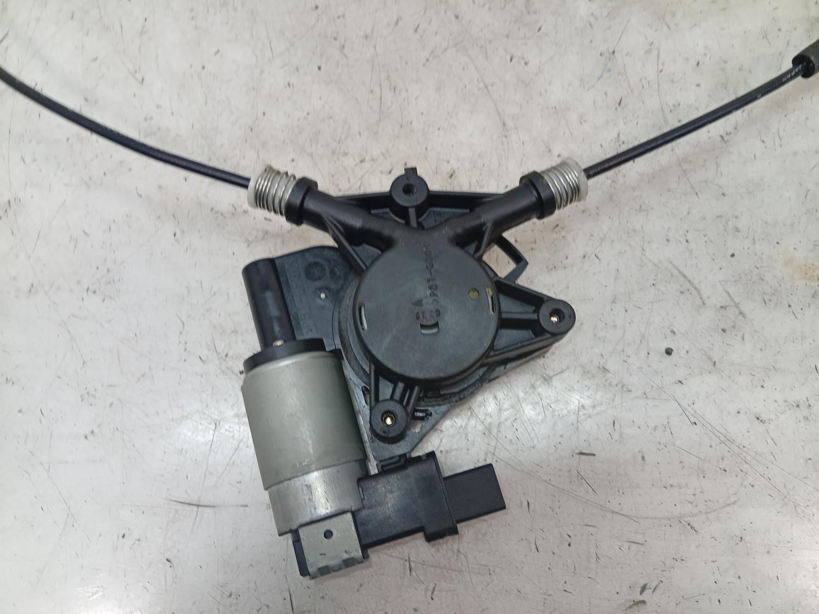 Right_Front_Window_Reg_Motor