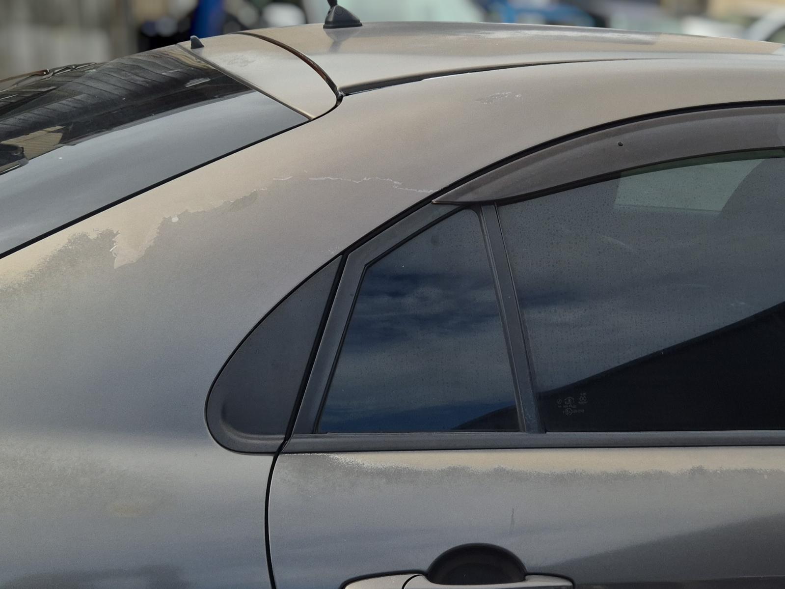 Right_Rear_1q_Door_Glass