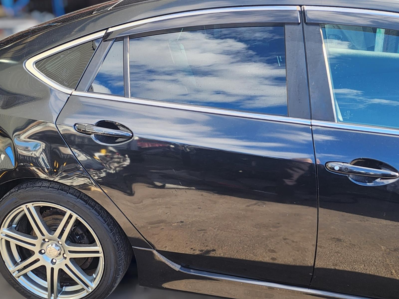Right_Rear_Side_Glass