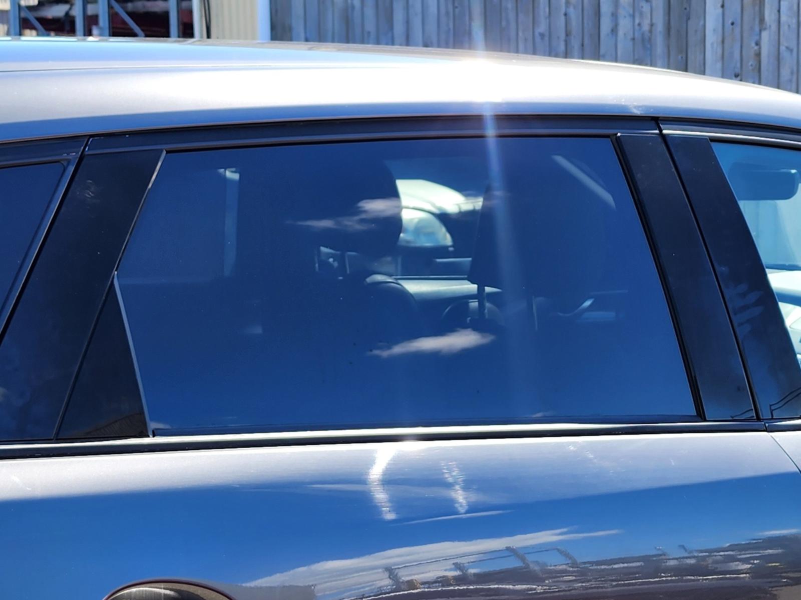 Right Rear Door Window