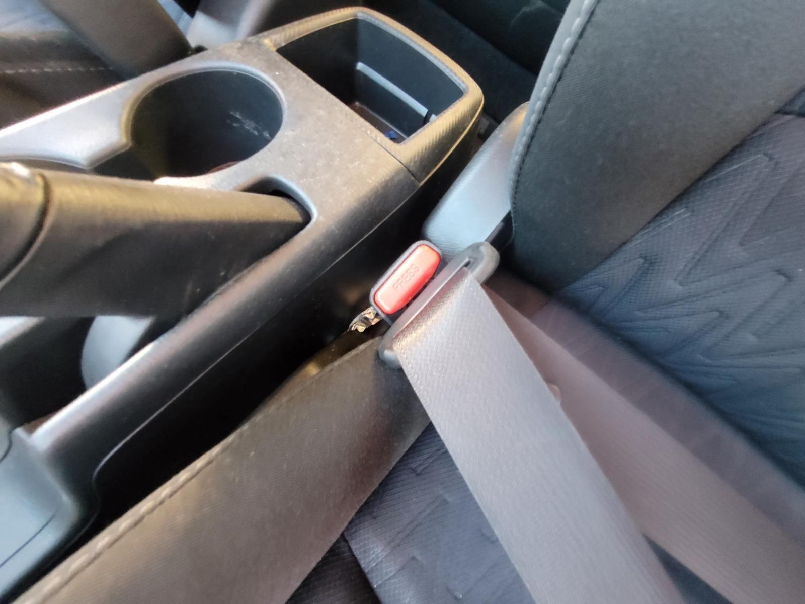 Seat_Belt_Stalk