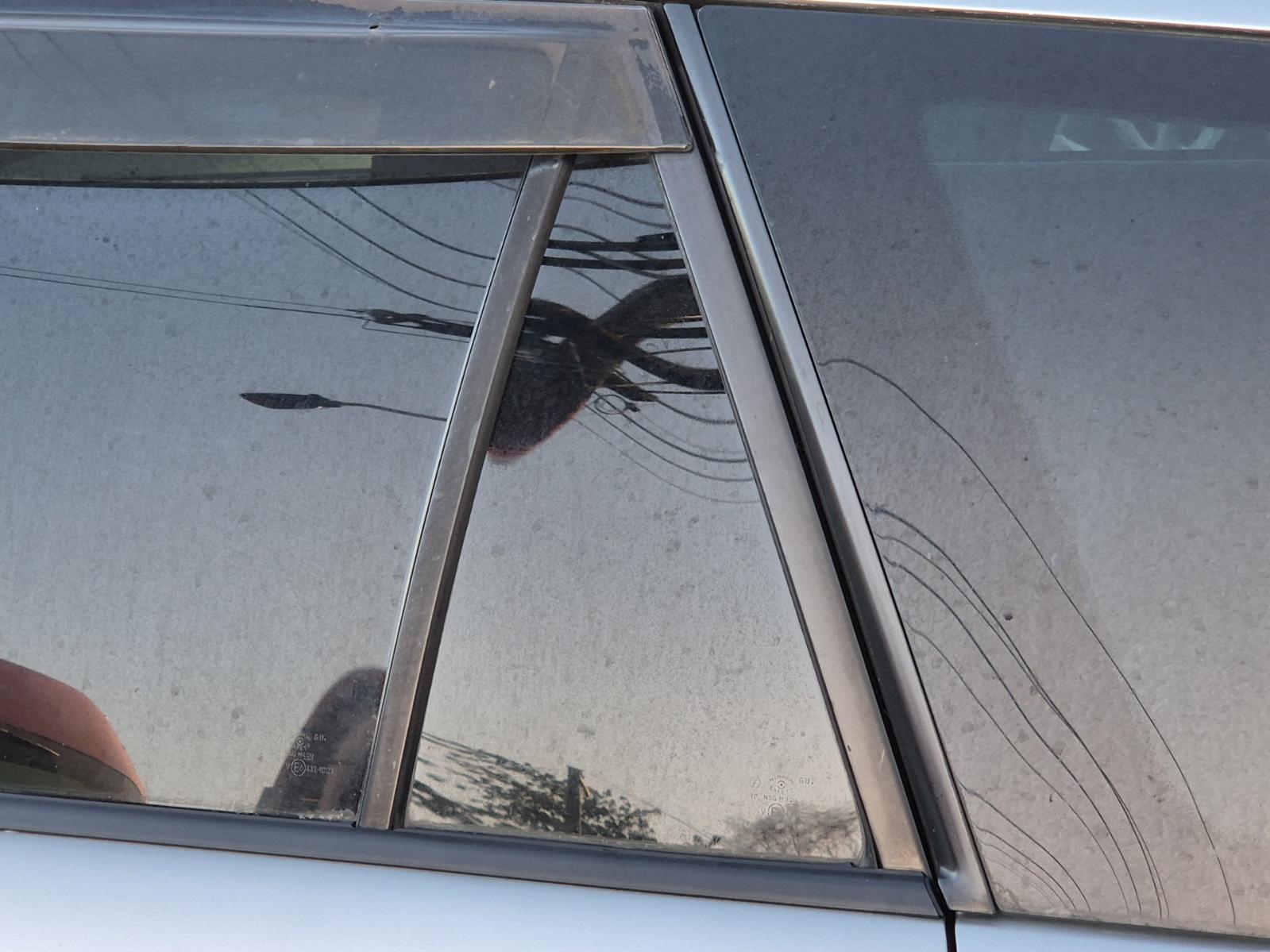 Left_Rear_1q_Door_Glass