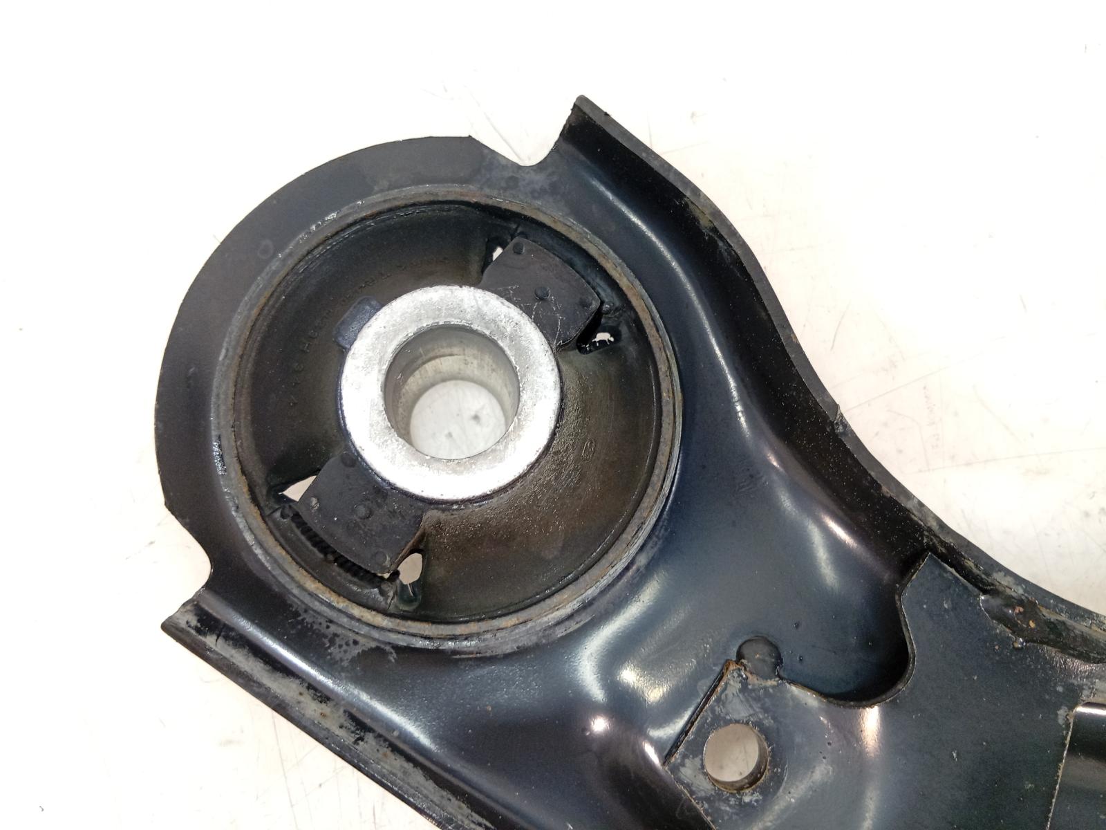 Right_Front_Lower_Control_Arm