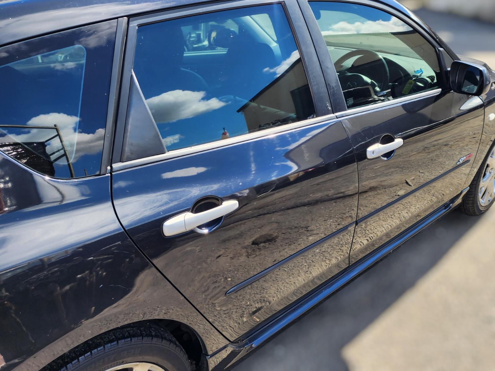 Right Rear Door Sliding