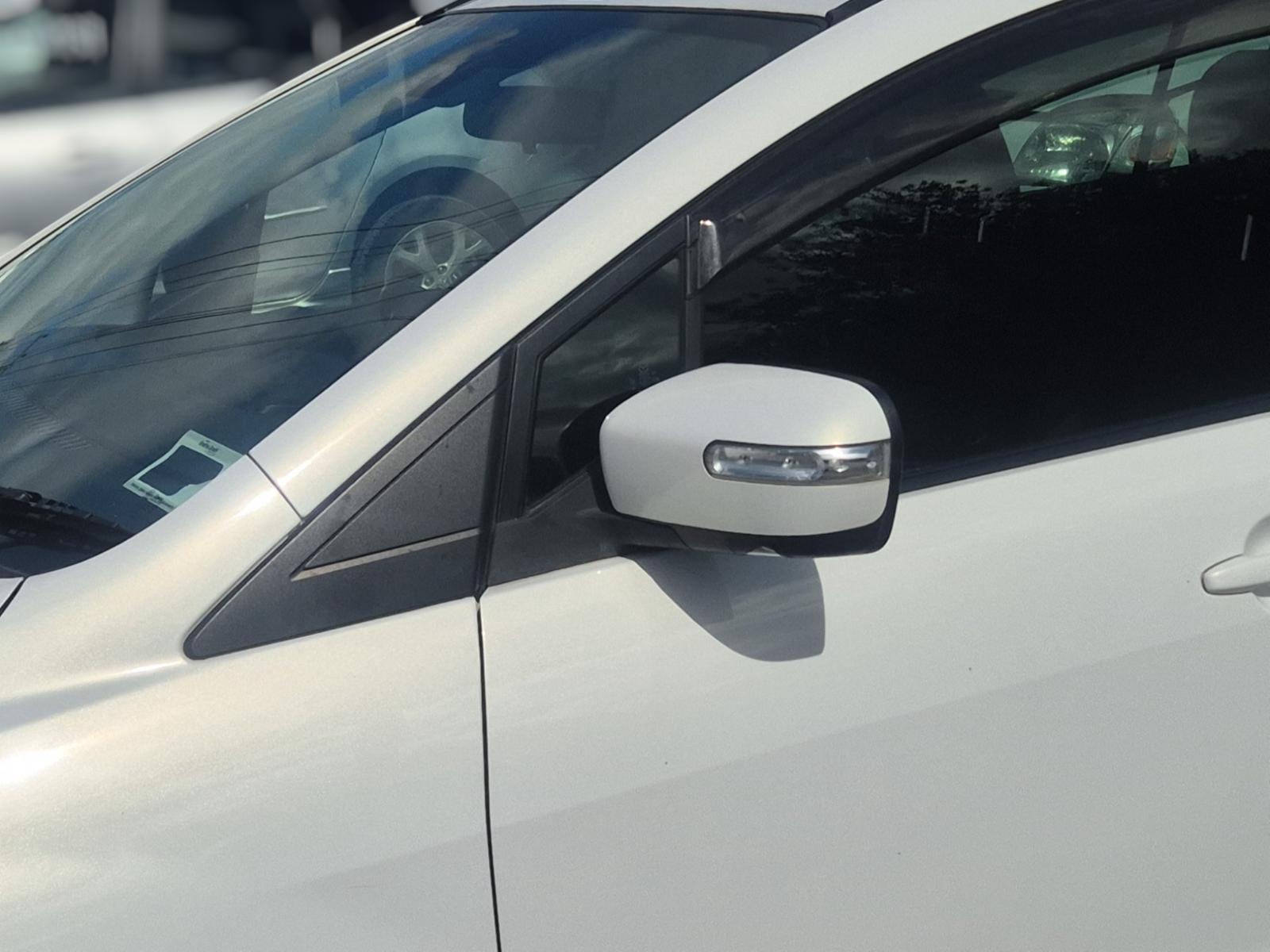 Mazda Premacy - CREW