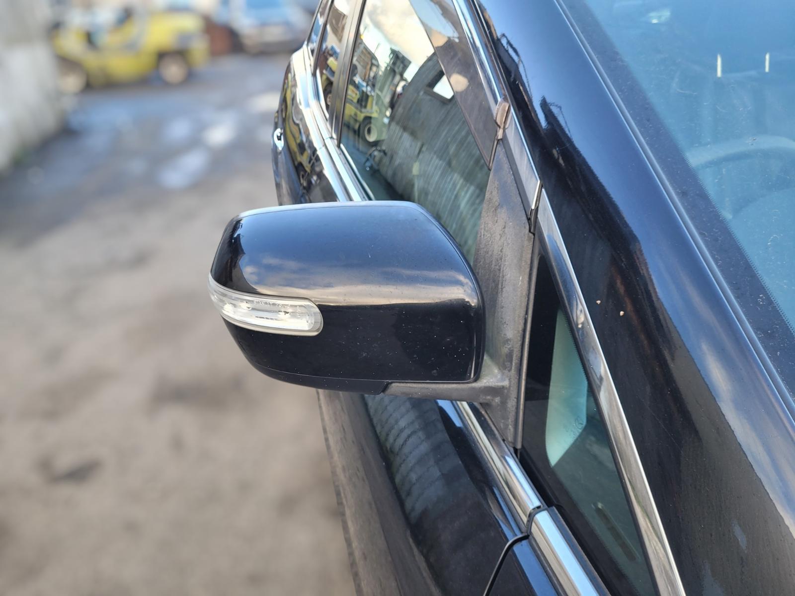 Right_Door_Mirror