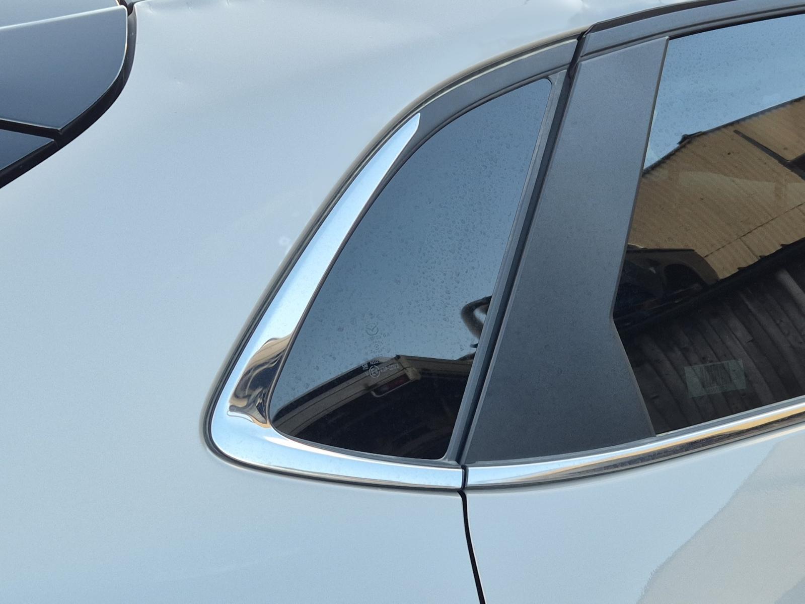 Right_Rear_Side_Glass