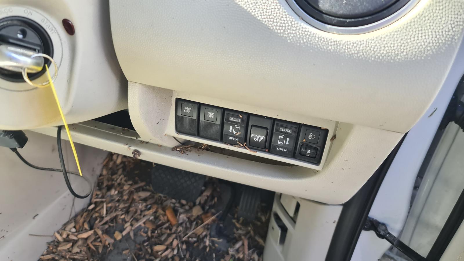 Mazda Biante - CC 2008-Present