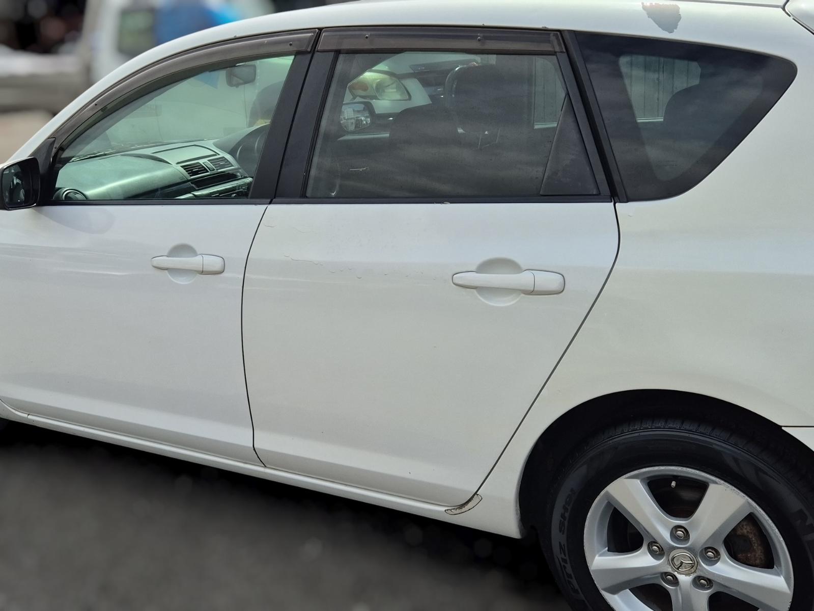 Left_Rear_Door_Sliding