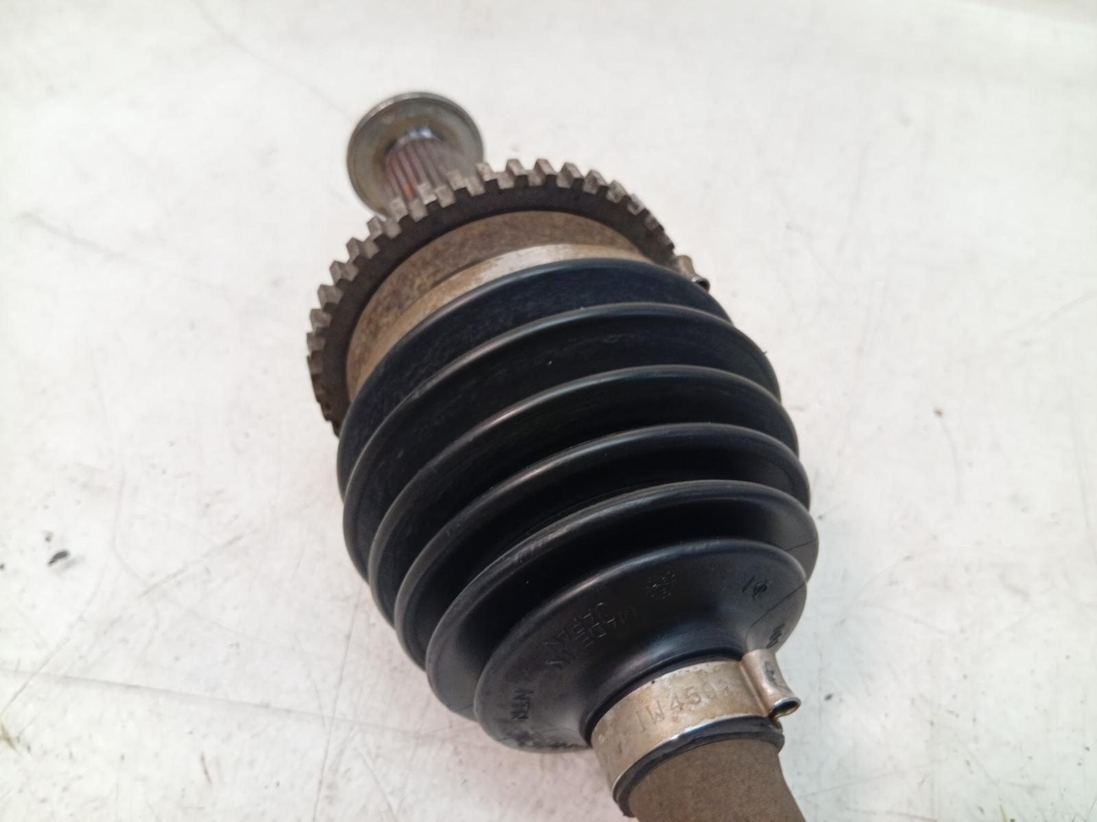 Left_Driveshaft