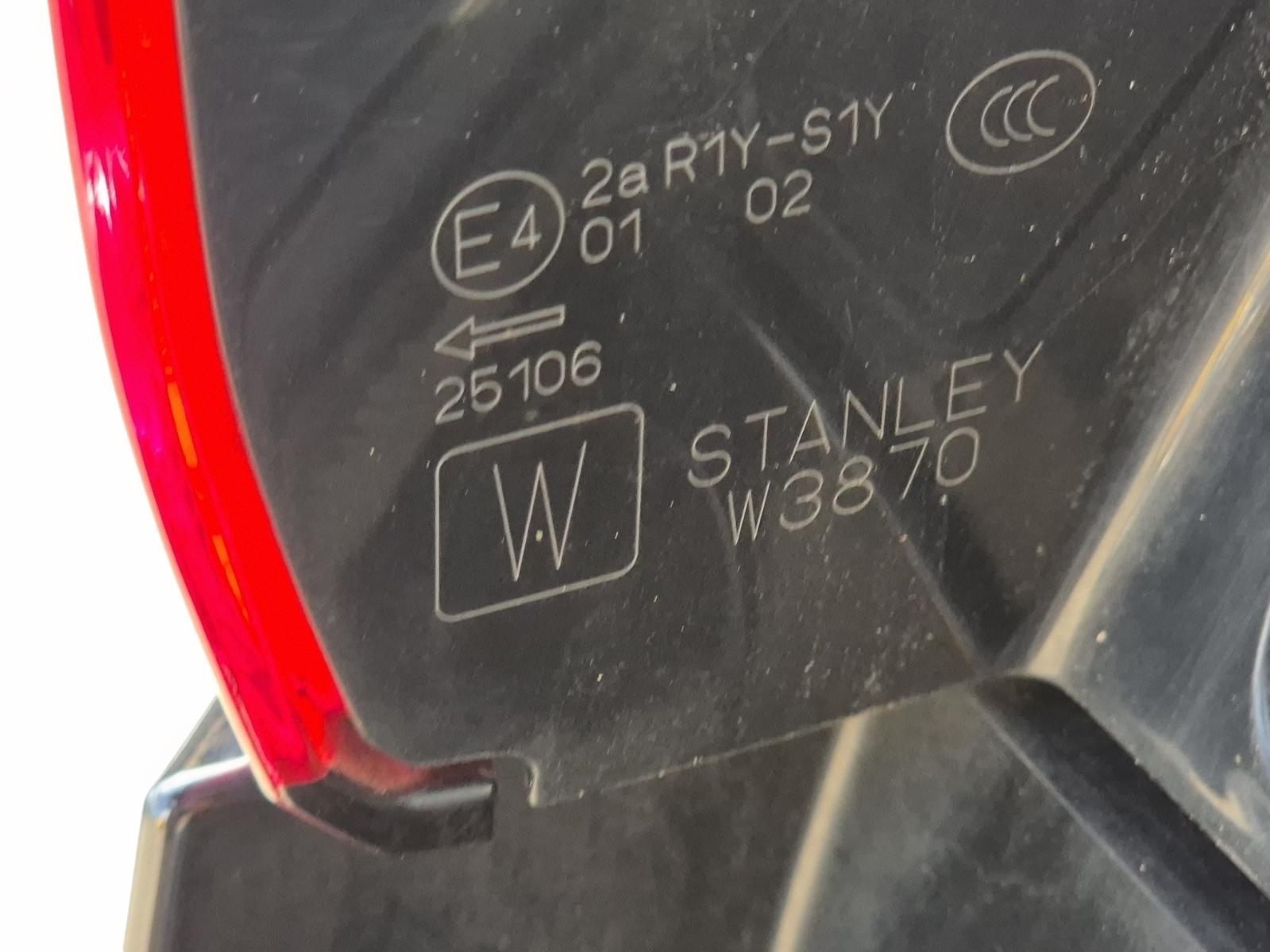 Left_Taillight