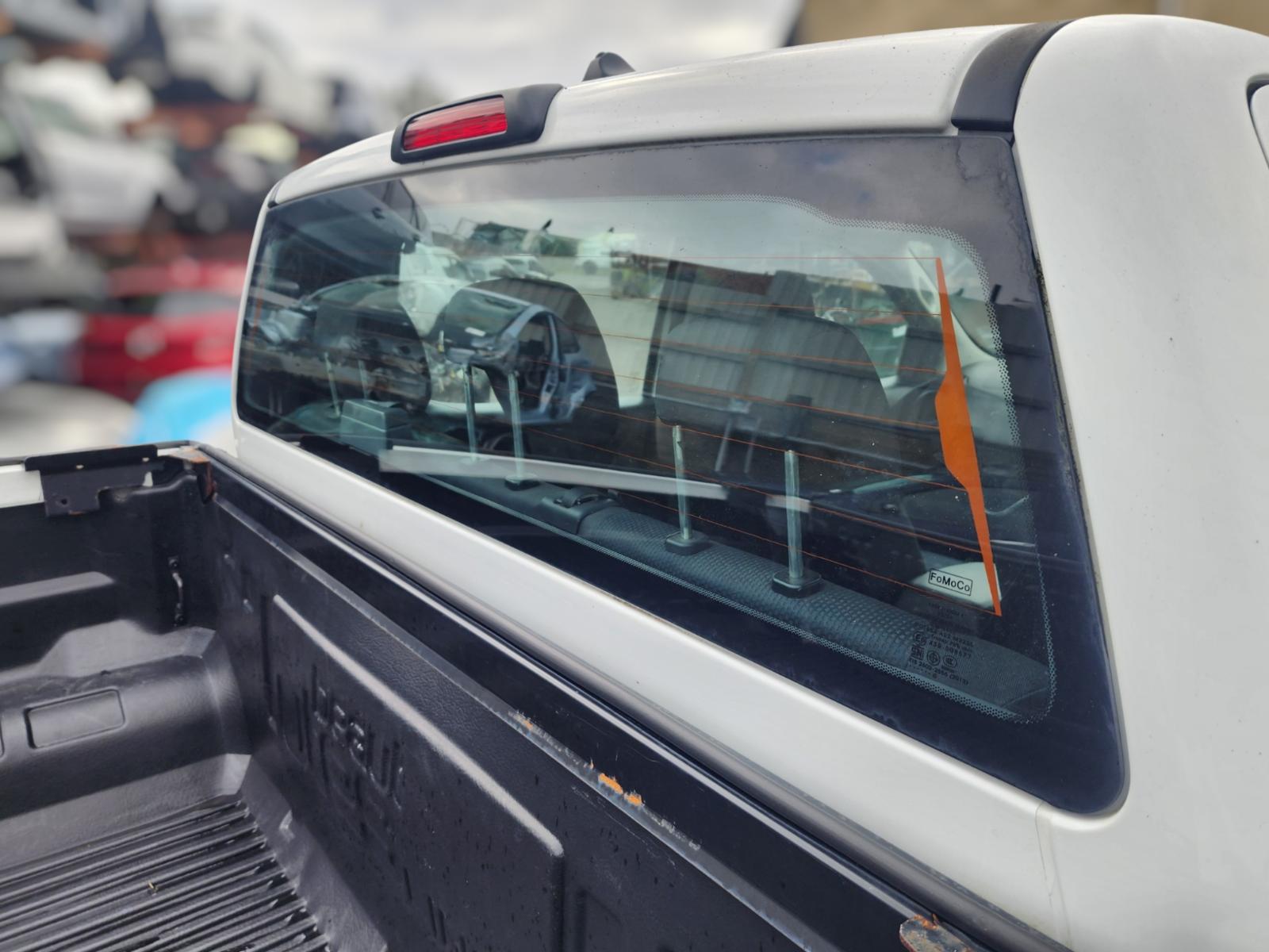 Rear_Tailgate_Glass