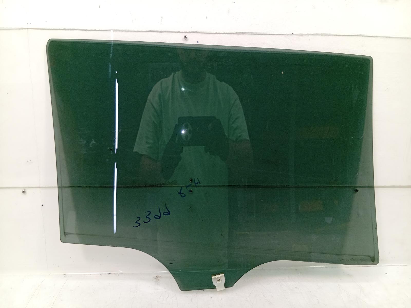 Left_Rear_Door_Window