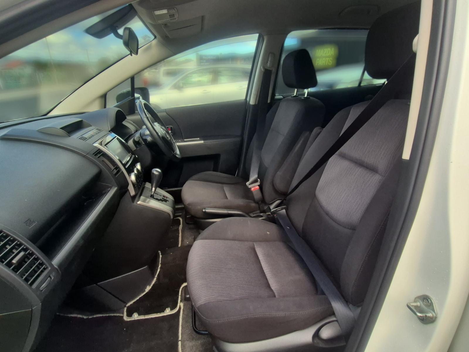 Mazda Premacy - CREW