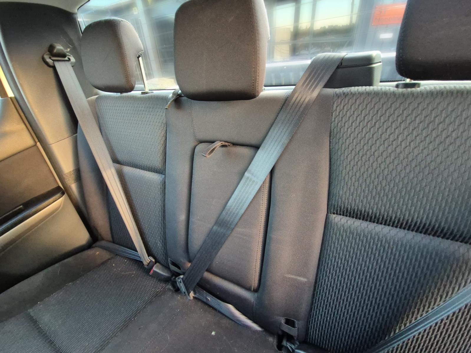 Seat_Belt_Stalk