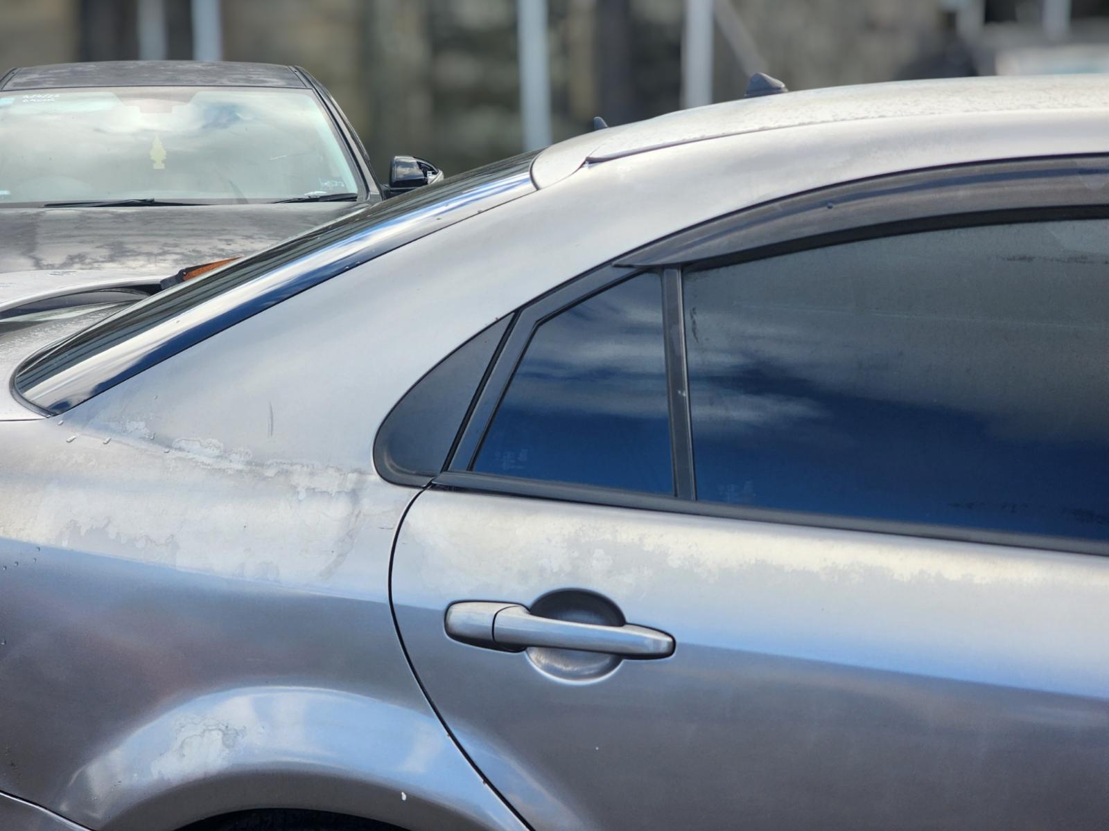 Right_Rear_1q_Door_Glass