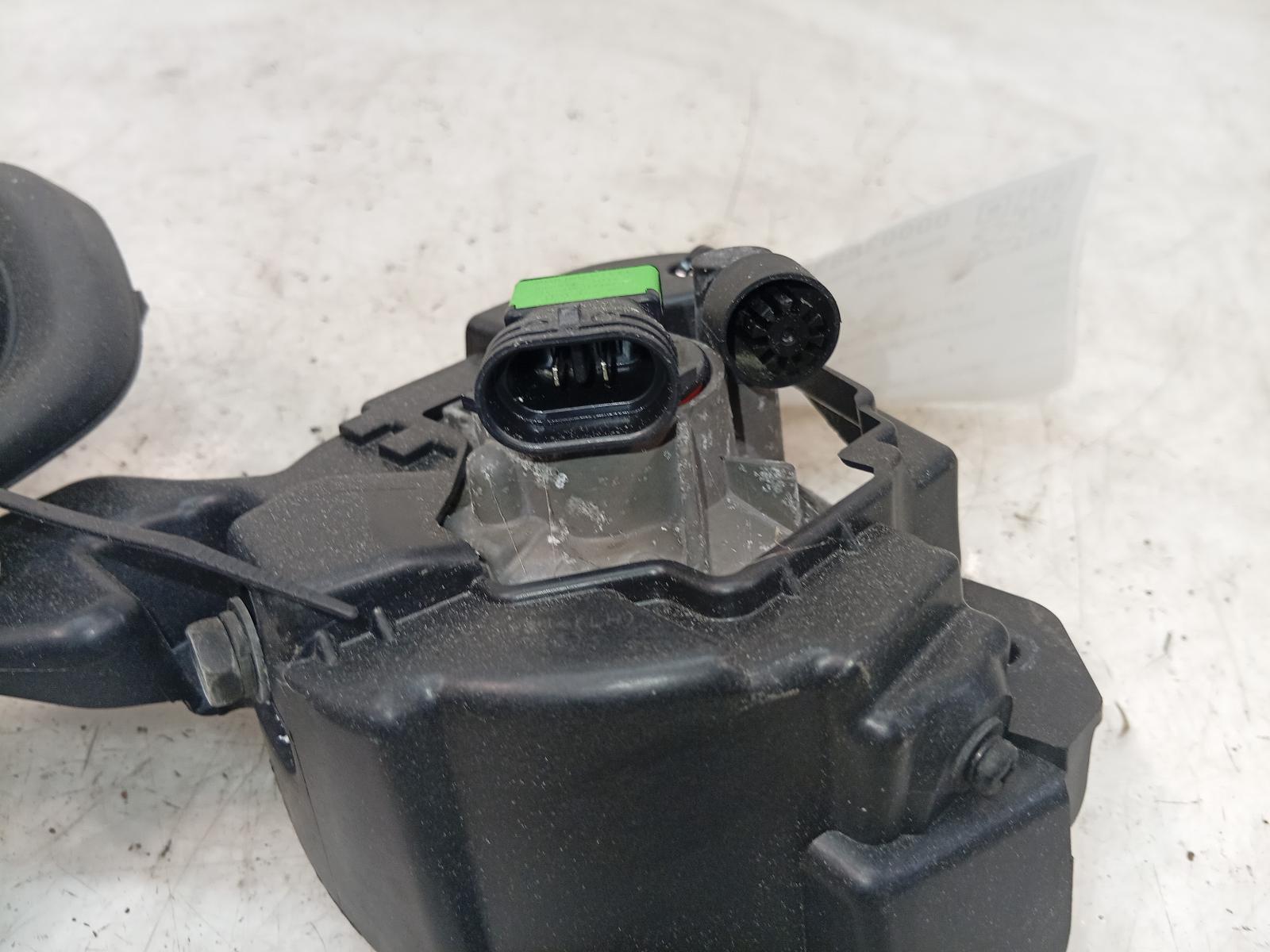 Left_Indicator_Fog_Side