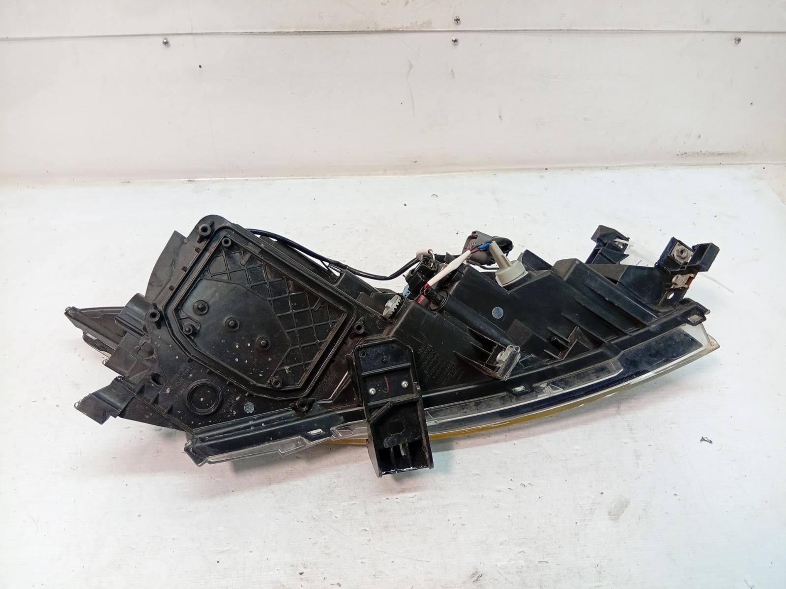 Left Headlamp