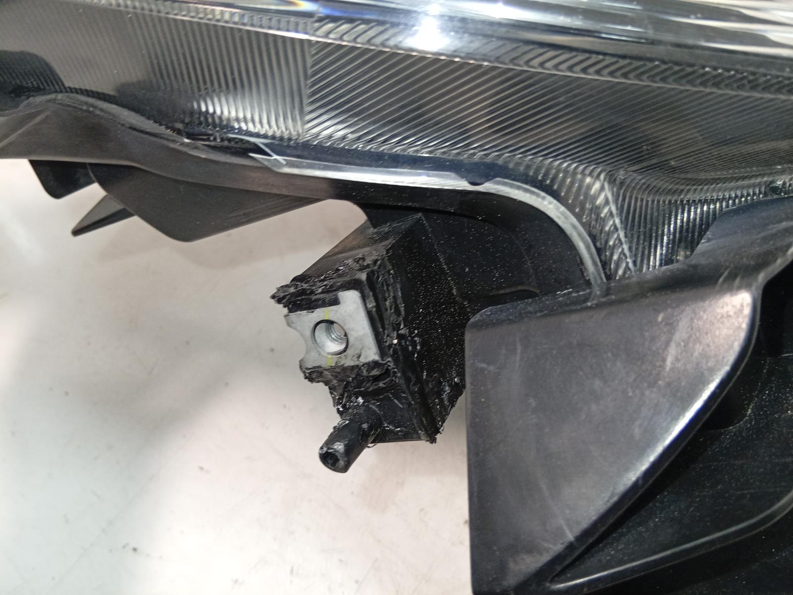 Right_Headlamp
