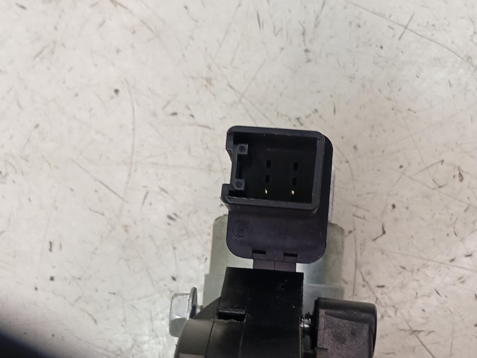 Right_Rear_Wnd_Reg_Motor