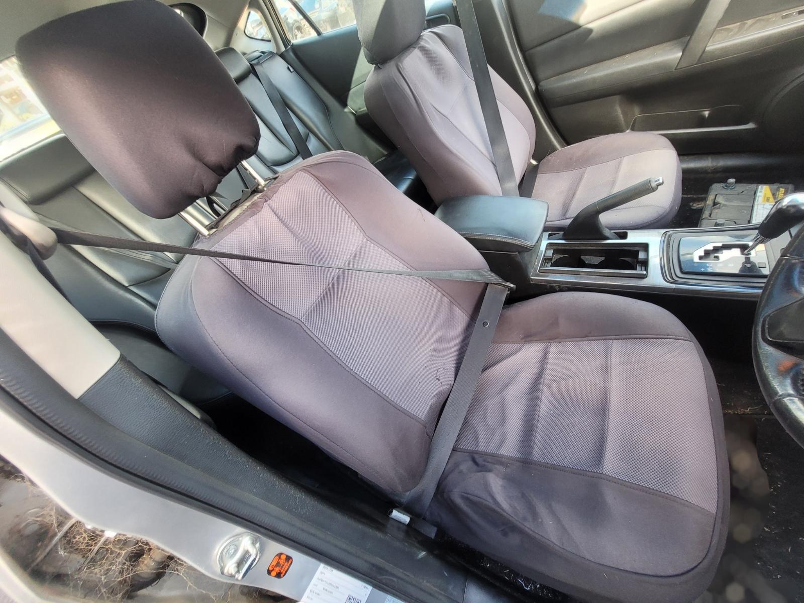 Seat_Belt_Stalk