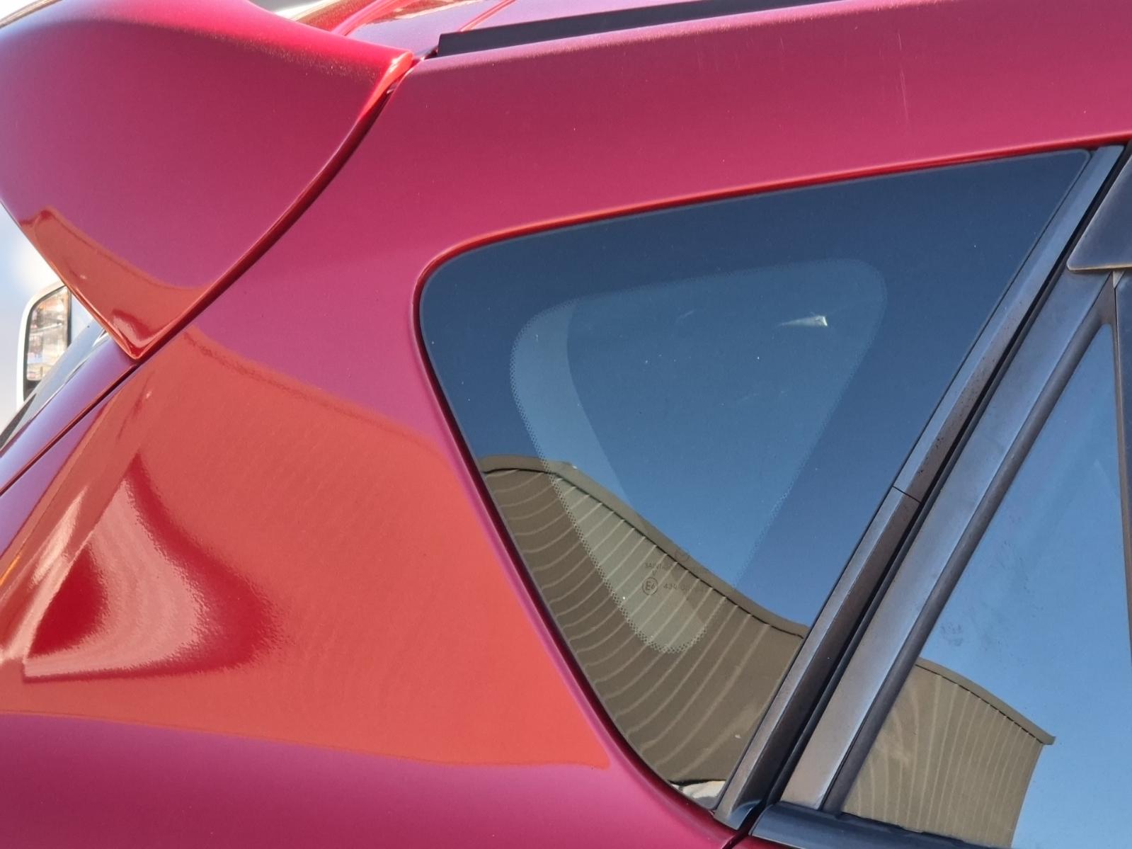 Right_Rear_Side_Glass