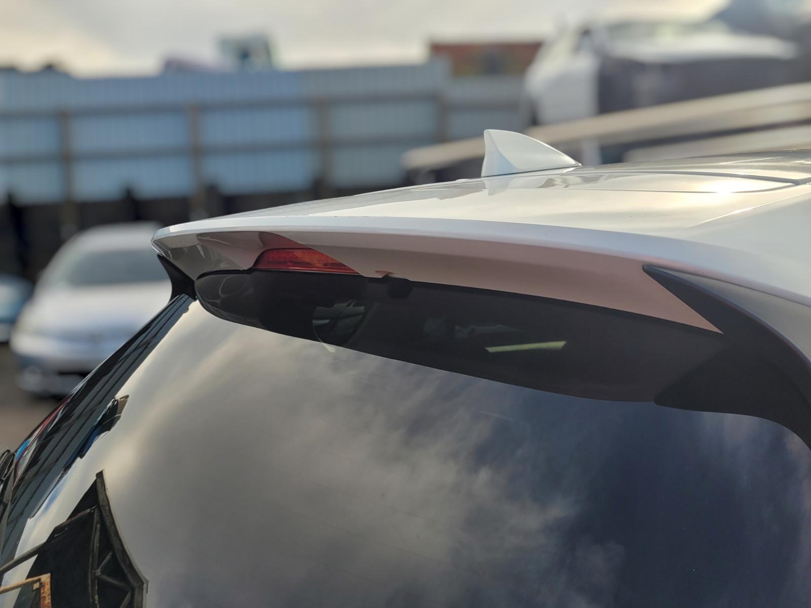 Rear_Spoiler