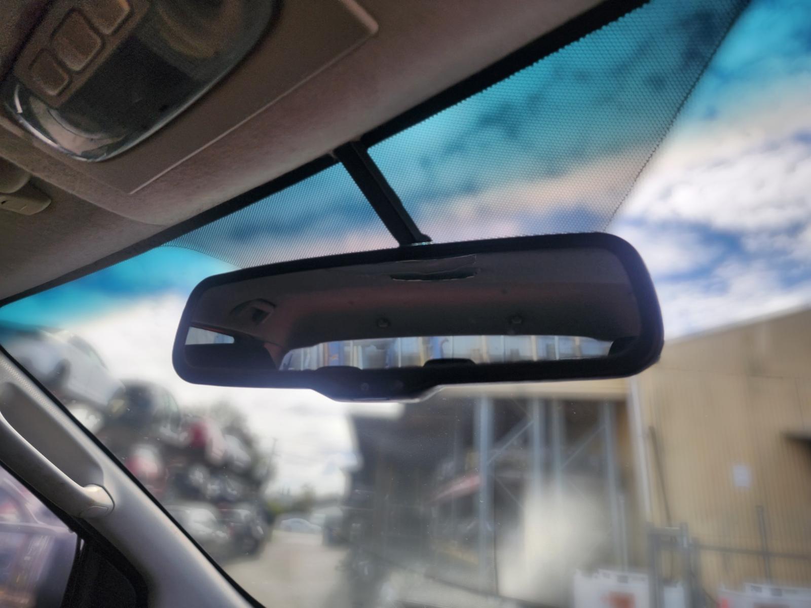 Interior_Mirror