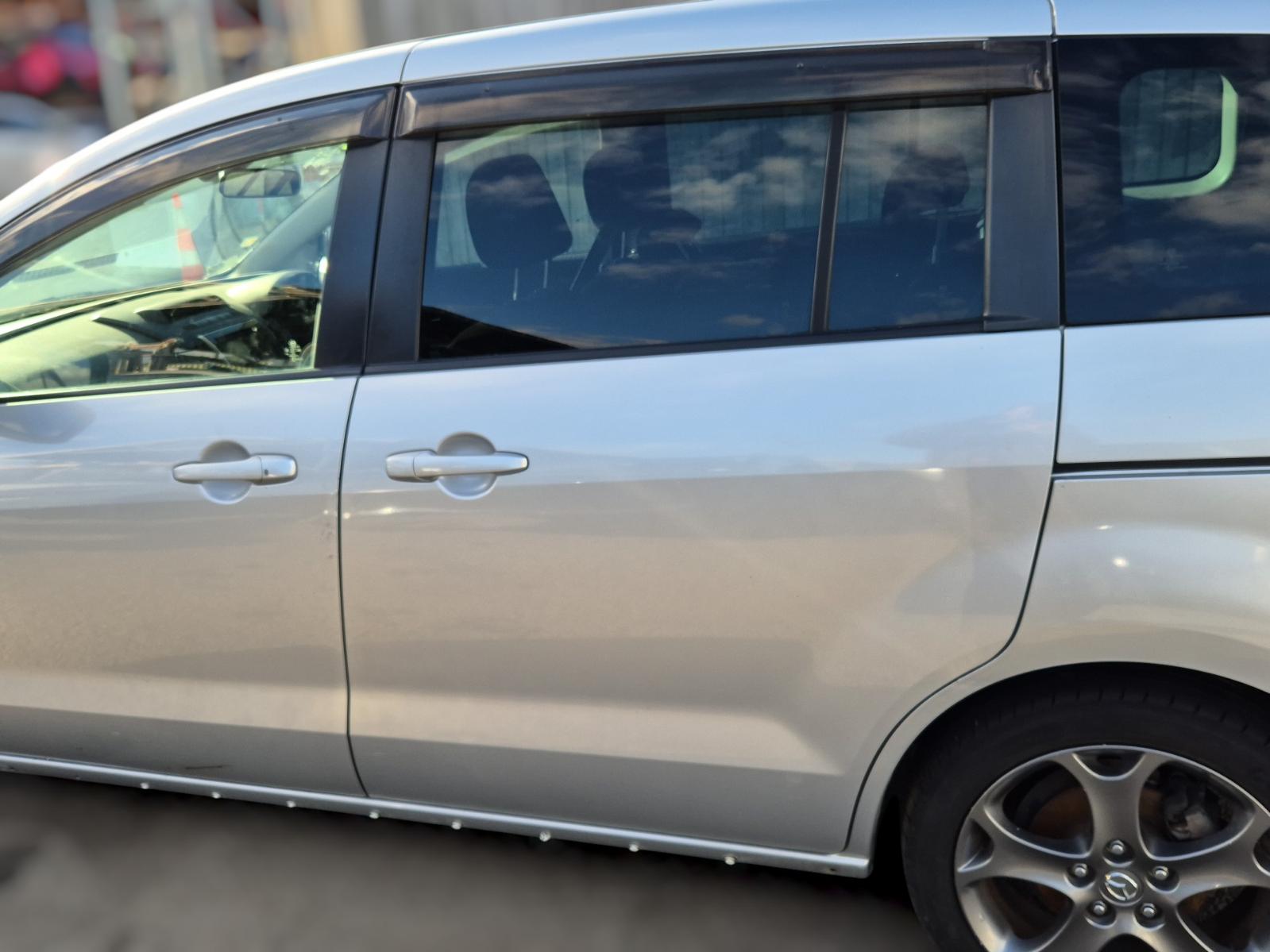 Left_Rear_Door_Sliding