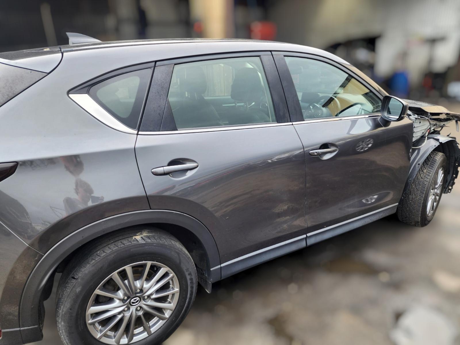 Right Rear Door Sliding