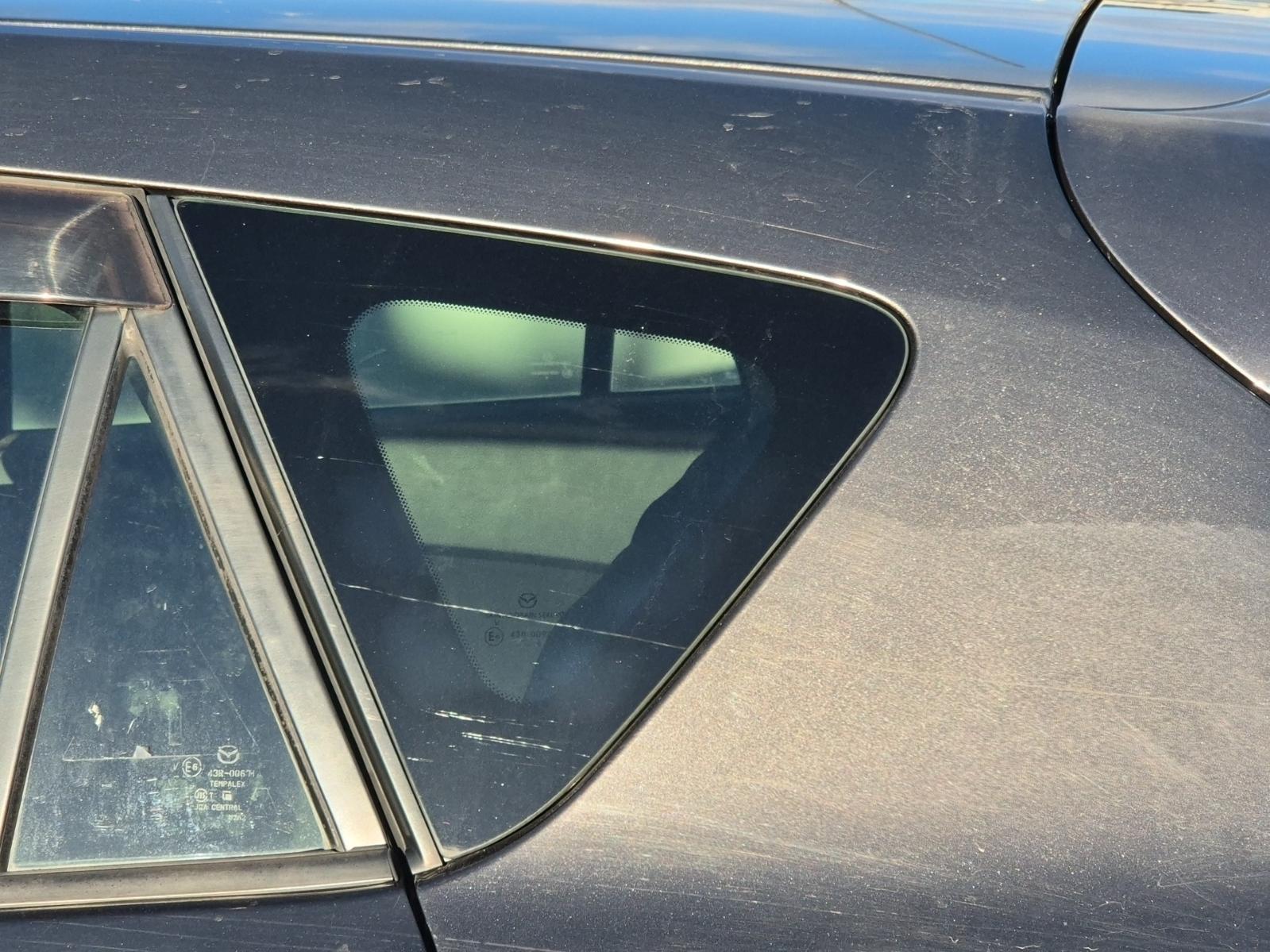 Left_Rear_Side_Glass