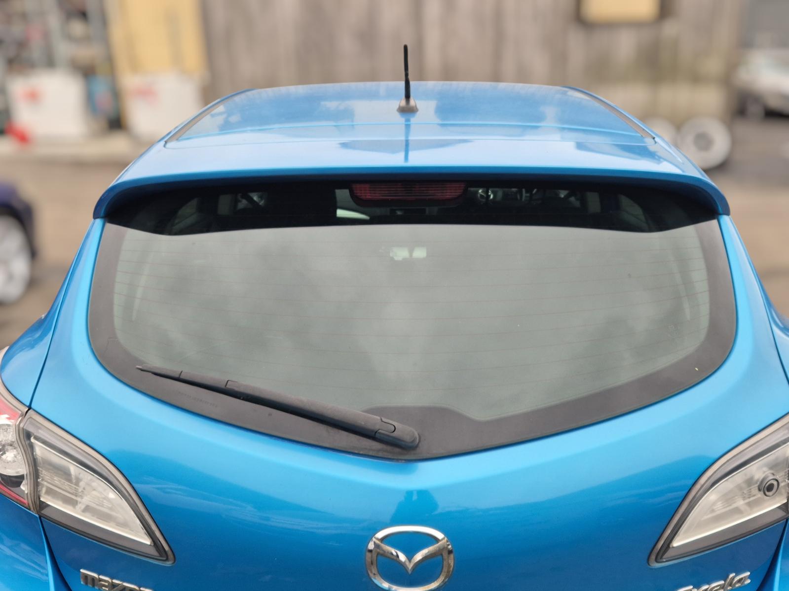 Rear_Tailgate_Glass