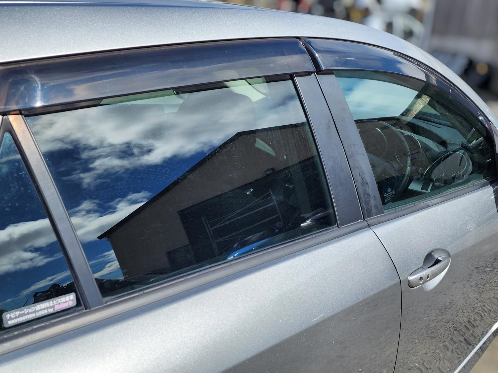Right Rear Door Window