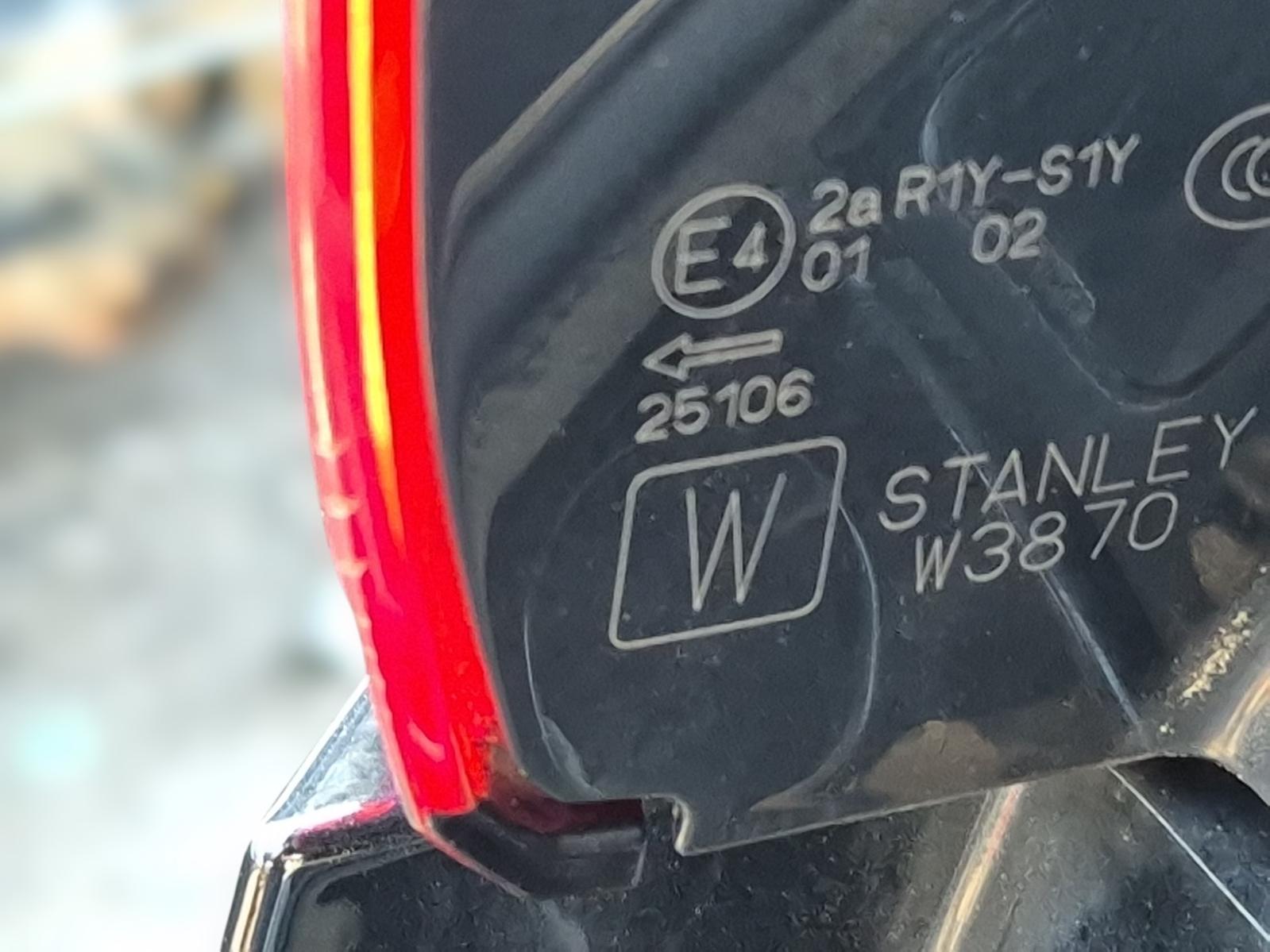 Left_Taillight