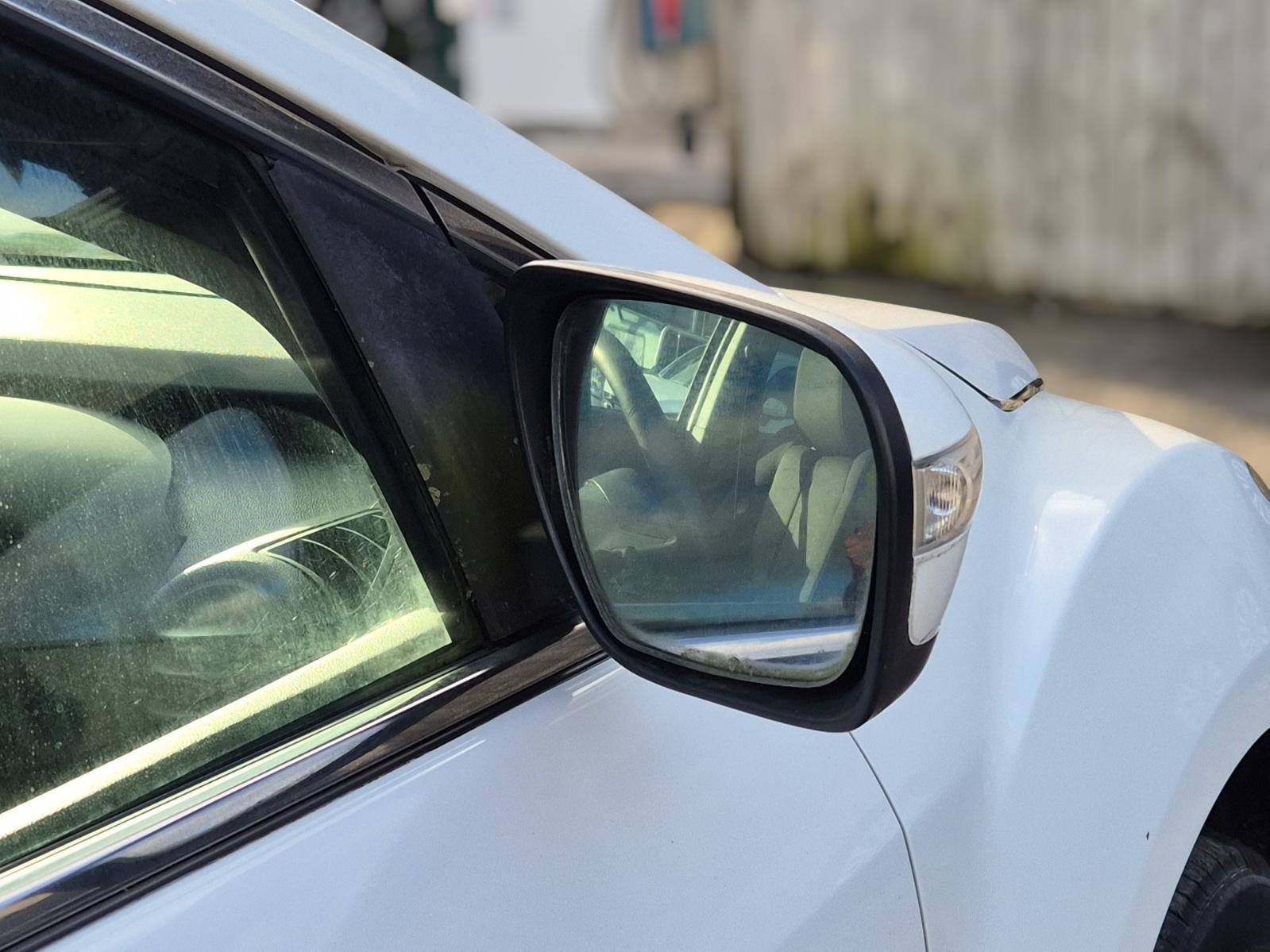 Right_Door_Mirror