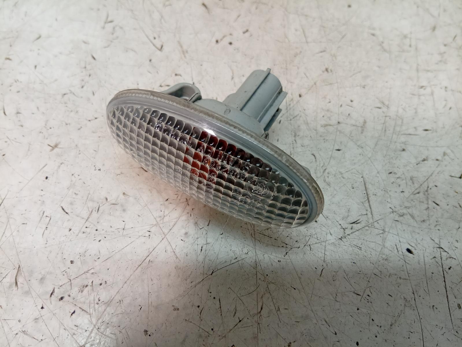 Left_Indicator_Fog_Side