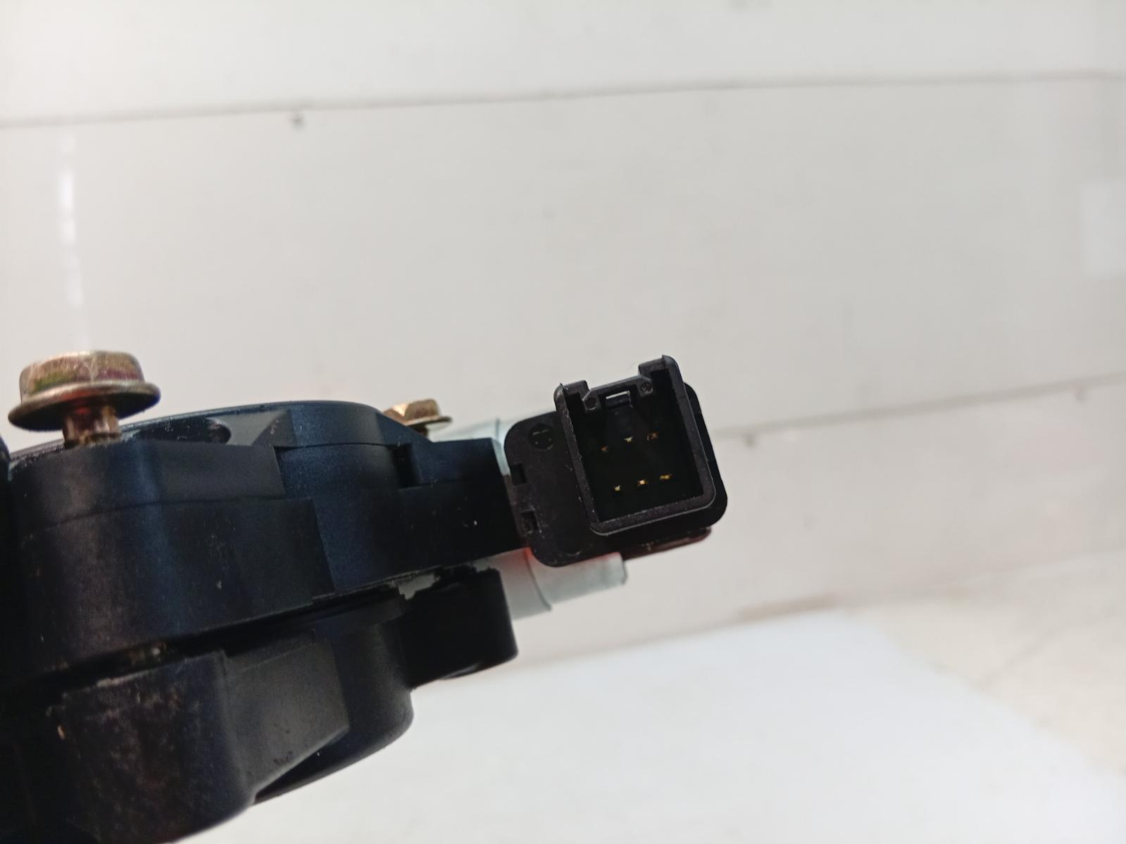 Right_Front_Window_Reg_Motor