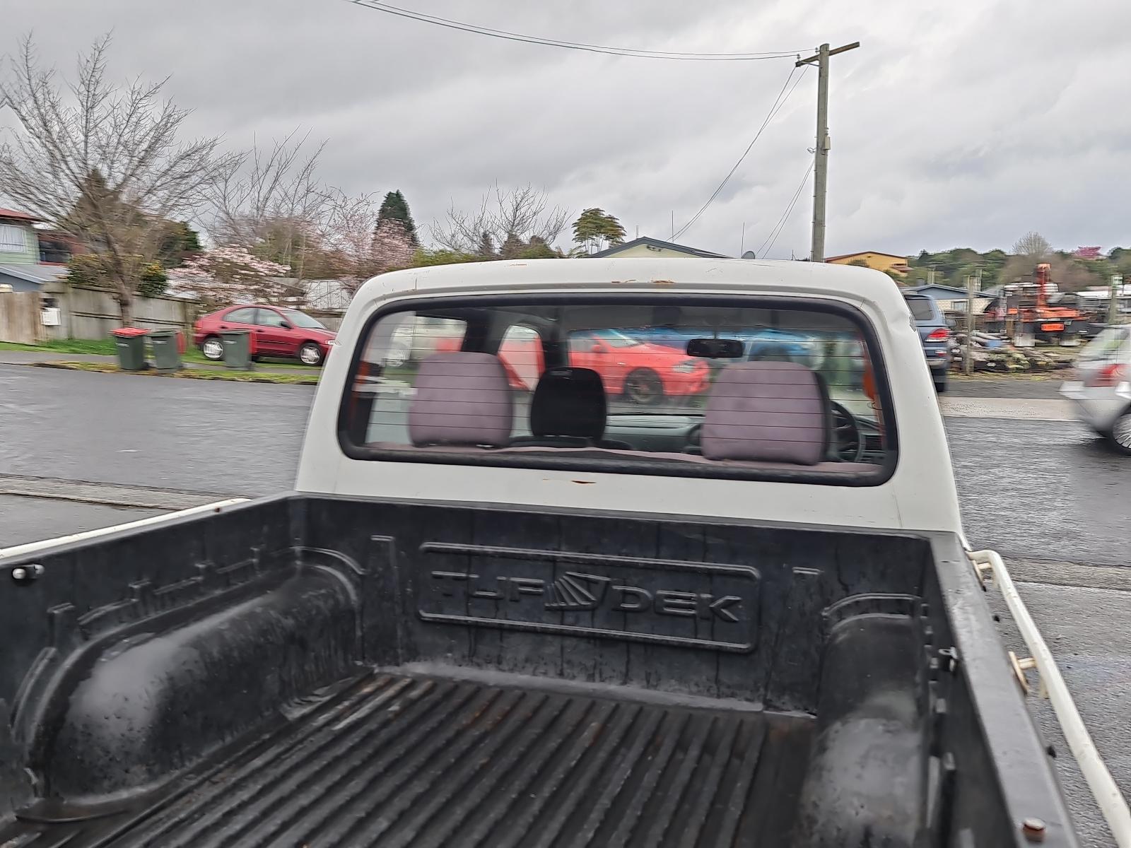 Mazda Bounty - UN 1999-2006