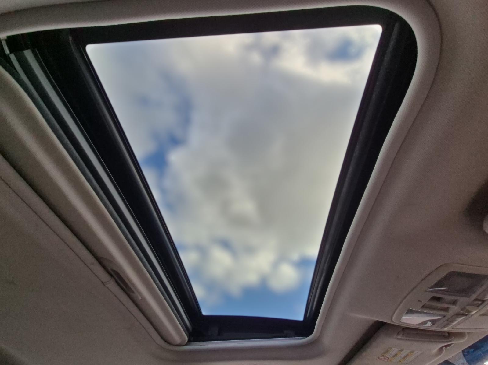 Roof_Glass_Sunroof_T