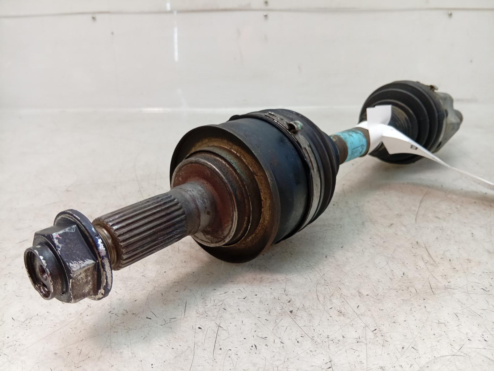 Left_Driveshaft