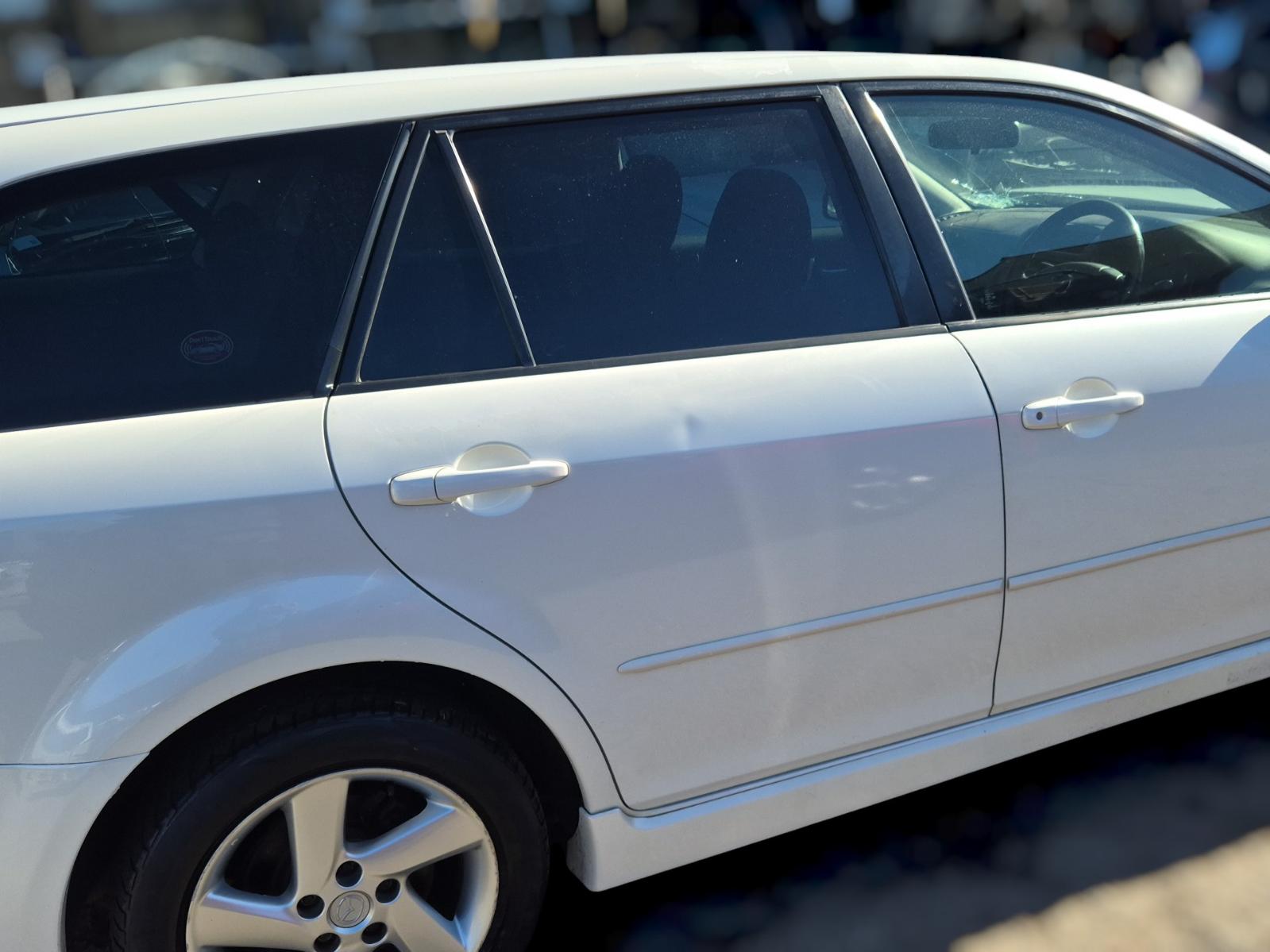 Right_Rear_Door_Sliding