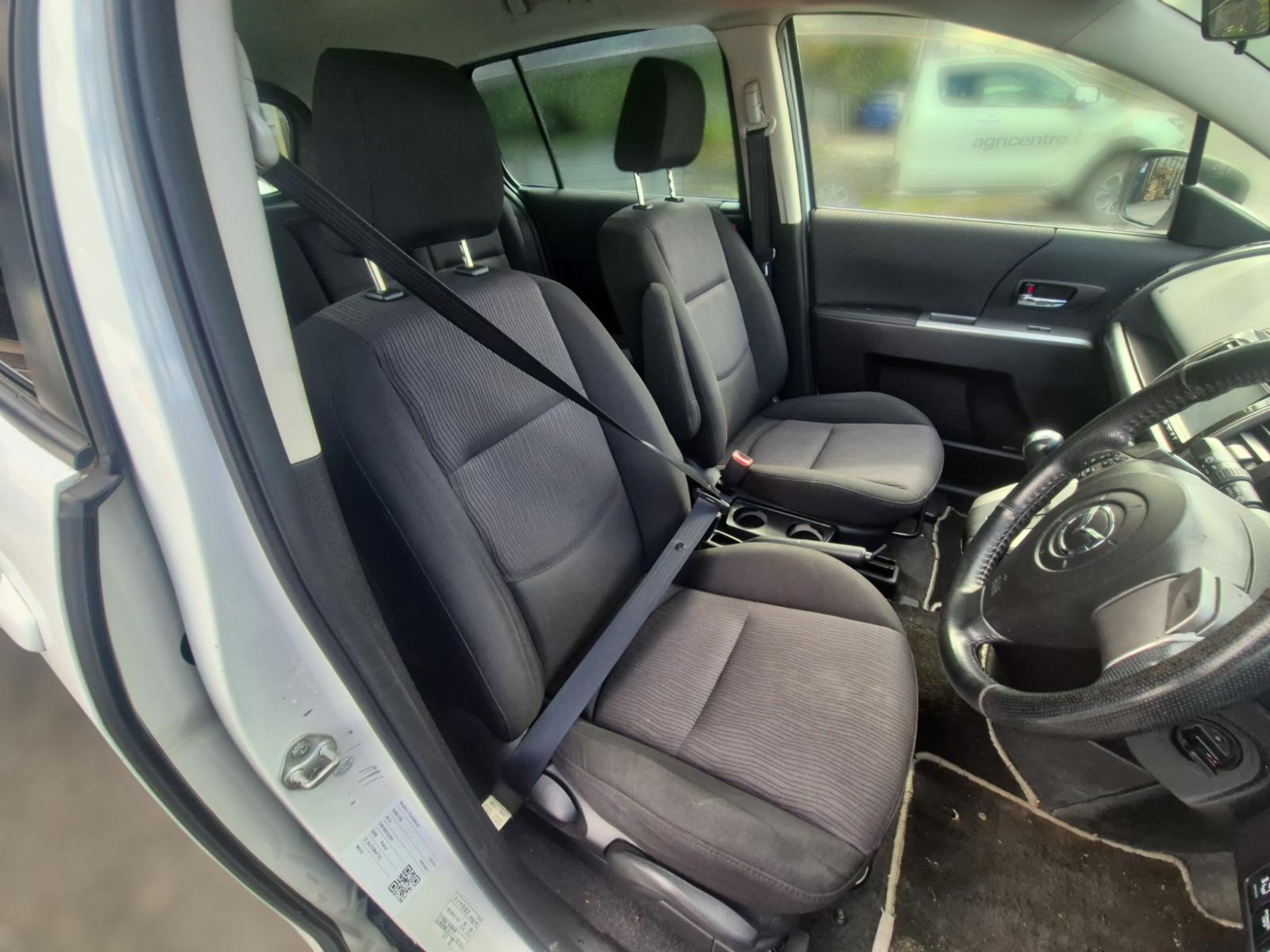 Mazda Premacy - CREW